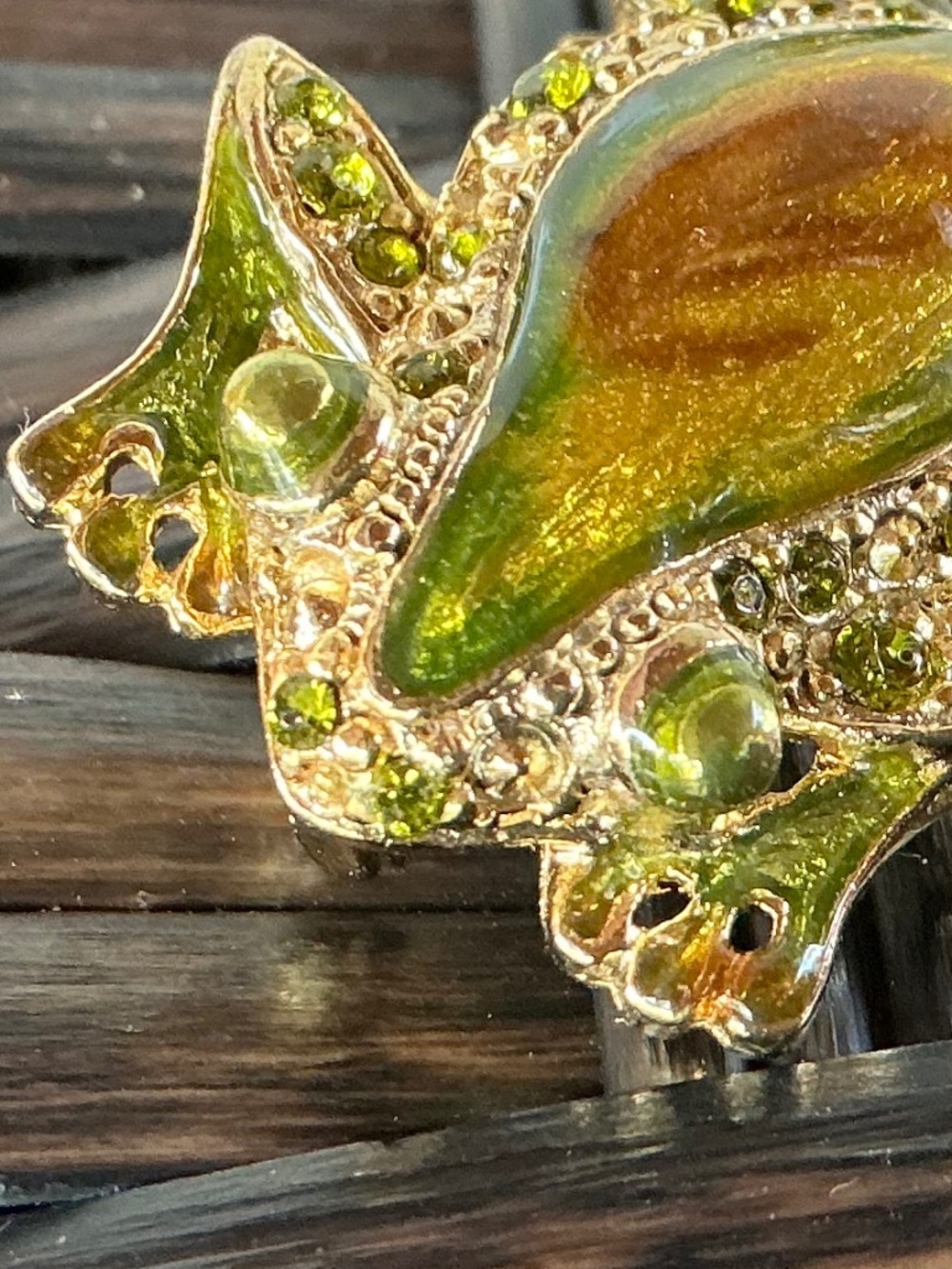 Vintage Leaping Frog Pin Green Enamel Rhinestone Unsigned Liz Claiborne 1980s - Picture 5 of 16
